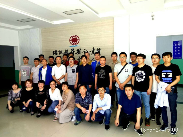 20180524開灤培訓(xùn)合影1.jpg 20180524開灤培訓(xùn)合影1.jpg